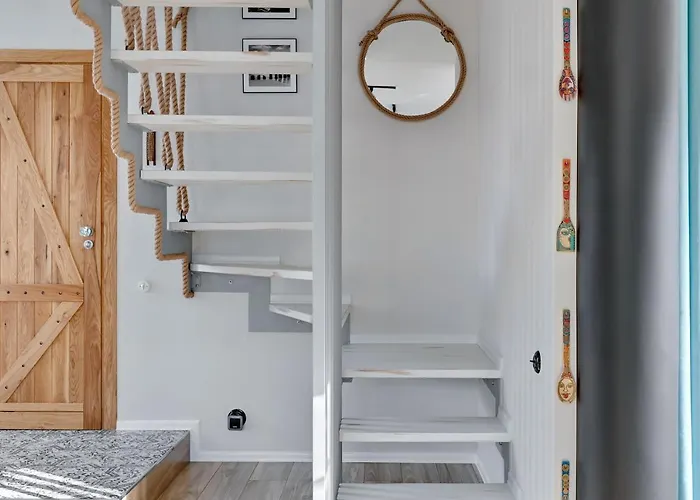 & Park Penthouse By Downtown Apartment