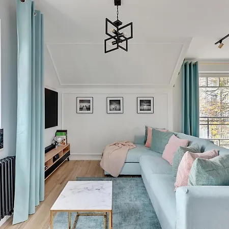 Apartment & Park Penthouse By Downtown *