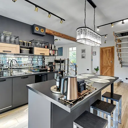 & Park Penthouse By Downtown *