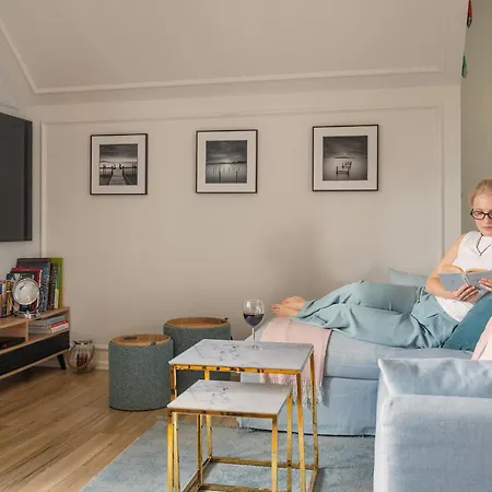 & Park Penthouse By Downtown Daire Sopot