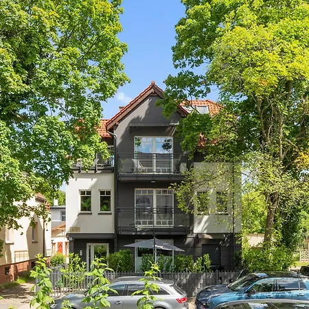 & Park Penthouse By Downtown Daire *