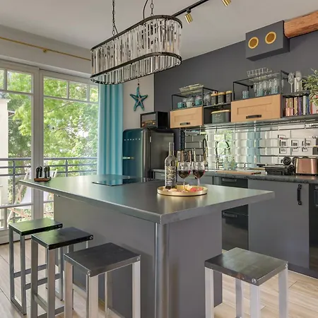 & Park Penthouse By Downtown Daire Sopot